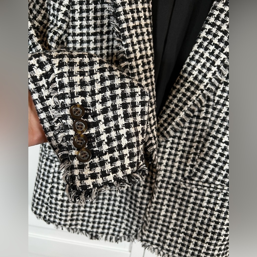 Ann Taylor Women's Size 0 Single Button Black White Houndstooth Blazer - Picture 2 of 6